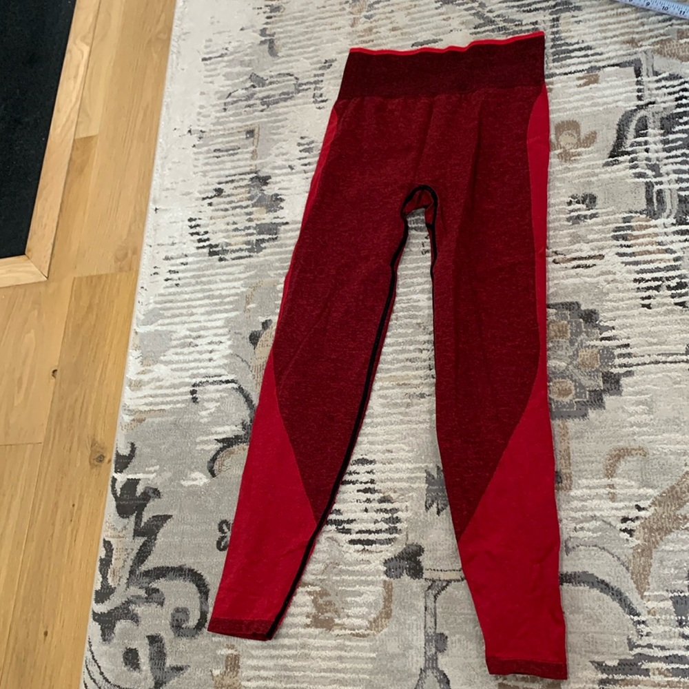 Used PINK seamless leggings, high waisted